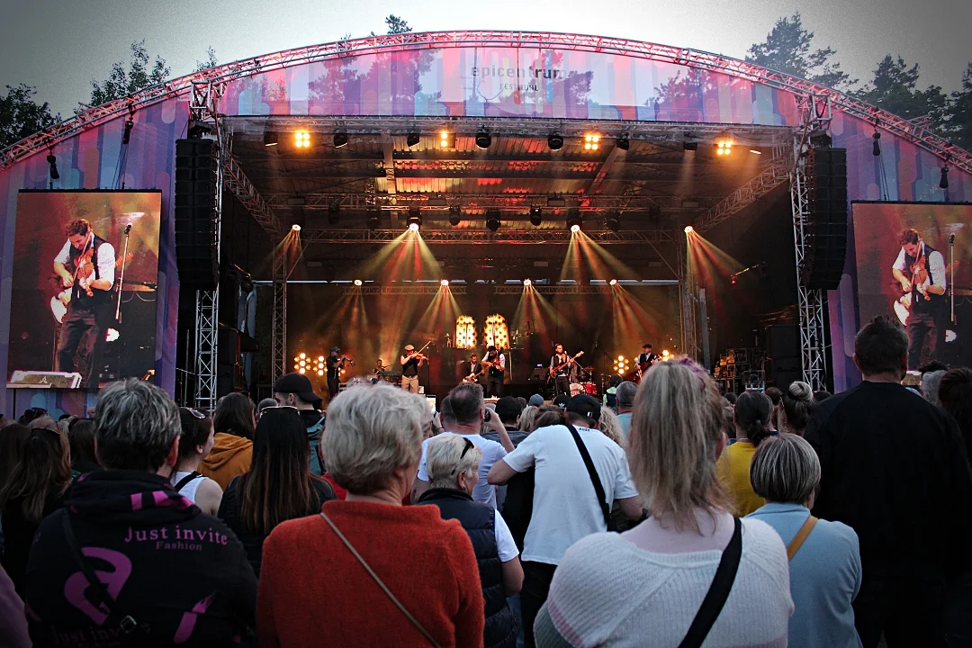 Farben Lehre i Zakopowe gwiazdami 1. dnia Epicentrum Festiwal