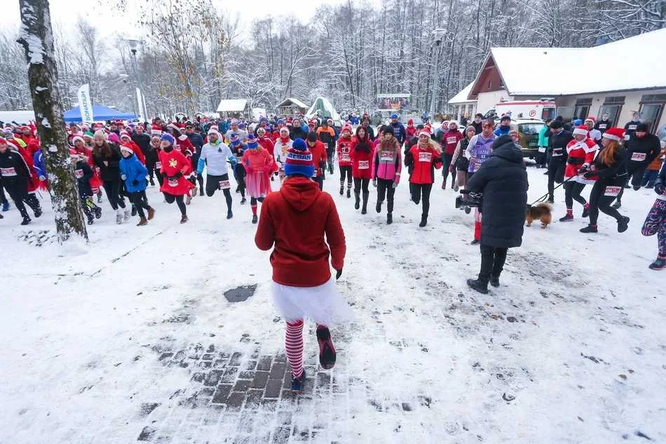 Xmas Run 2023 w Lesie Łagiewnickim w Łodzi