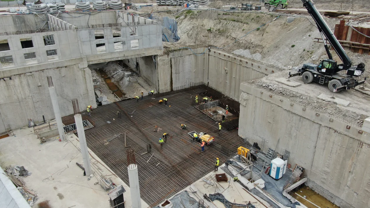 Budowa tunelu kolejowego pod Łodzią - stan na kwiecień 2024 r.