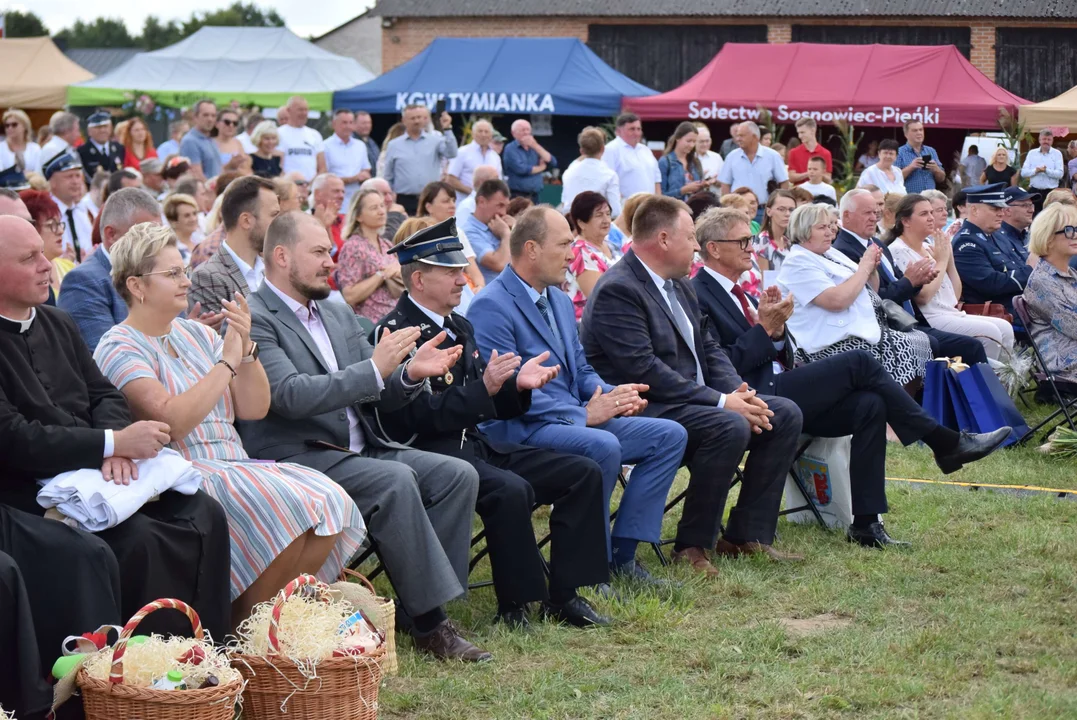 Dożynki gminy Stryków w Warszewicach