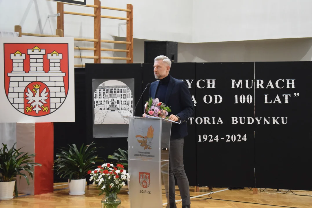 Budynek SLO im. Traugutta w Zgierzu świętuje 100 lat