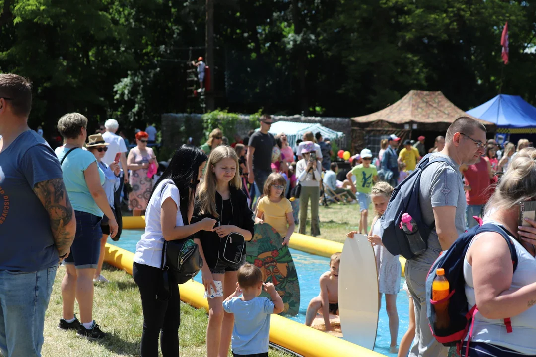 Piknik rodzinny z okazji dnia dziecka na Młynku w Łodzi