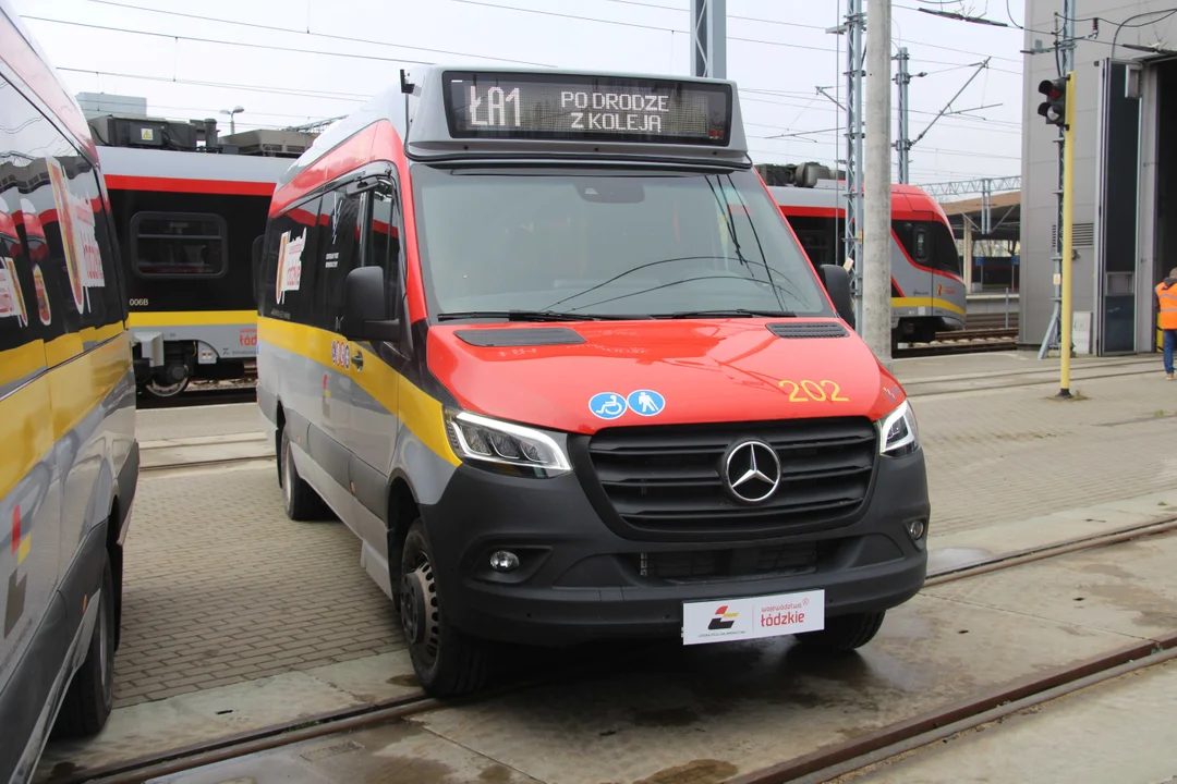 Nowe Mercedesy Sprinter w barwach ŁKA