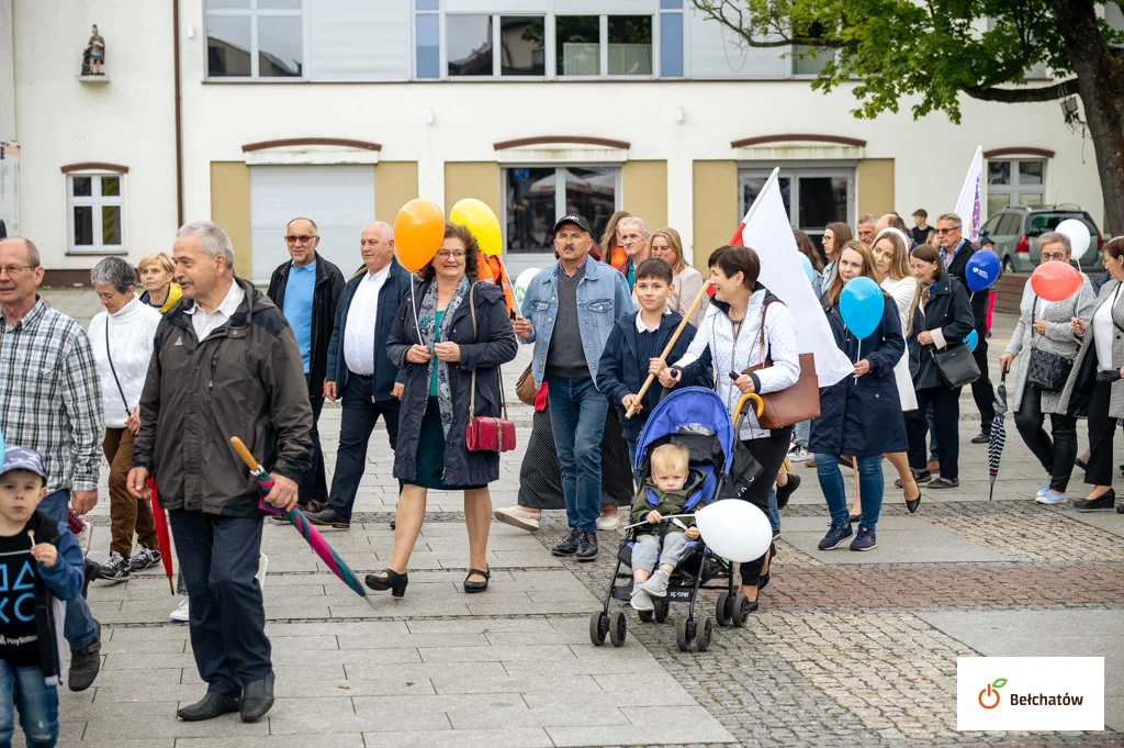 Marsz dla Życia i Rodziny przeszedł ulicami miasta. Zobacz, co działo się podczas dnia patrona [FOTO] - Zdjęcie główne