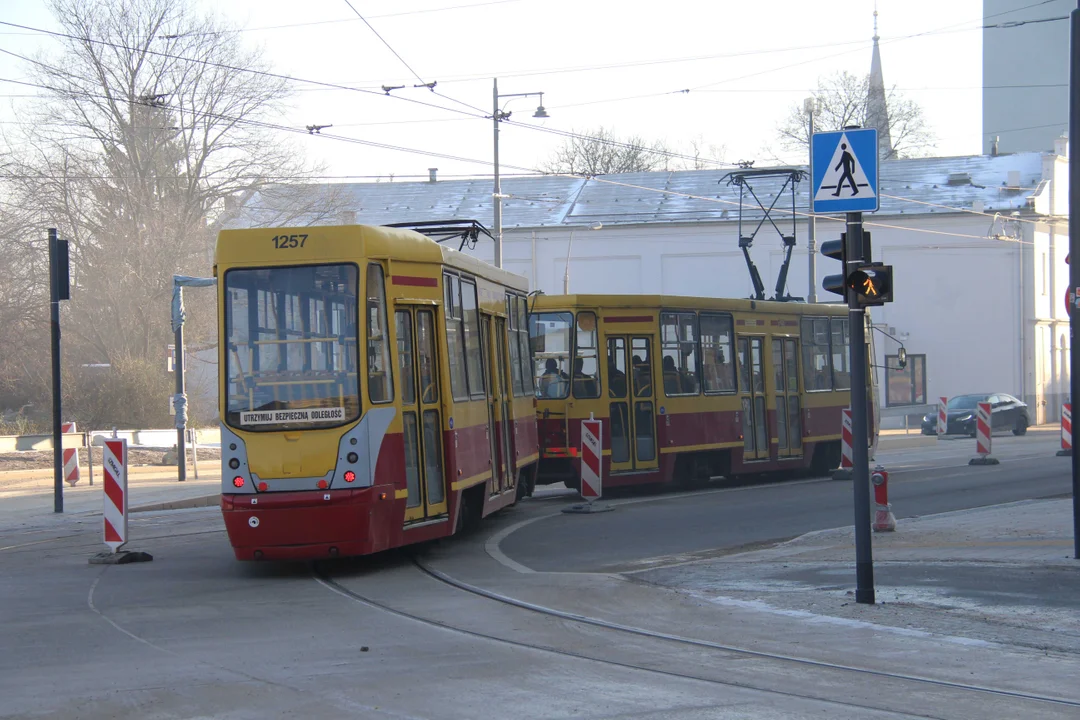 Przystanki tramwajowe przy Wojska Polskiego i Franciszkańskiej