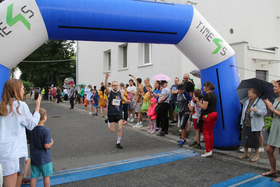 Piknik rodzinny fundacji „Daj piątaka na dzieciaka” na Bałutach