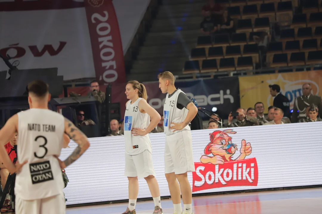 Mecz charytatywny: Gortat Team vs. Żołnierze NATO