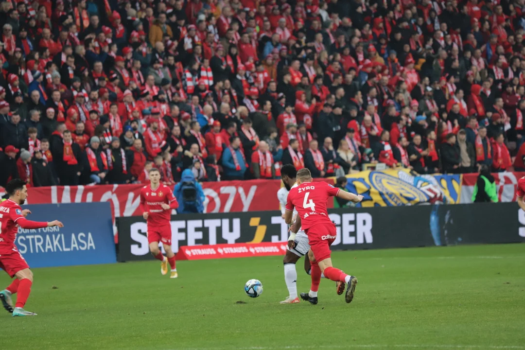 Widzew Łódź vs. Jagiellonia Białystok 11.02.2024 r.