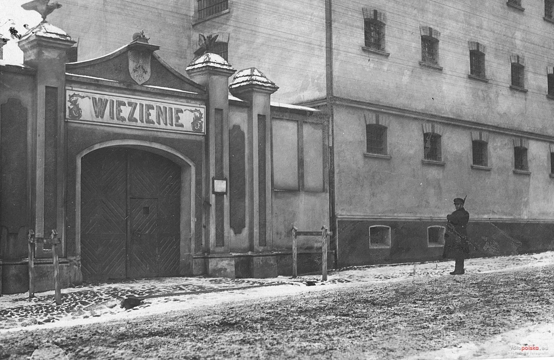 Stary Areszt w centrum Piotrkowa. Znacie jego bogatą historię? [ZDJĘCIA] - Zdjęcie główne