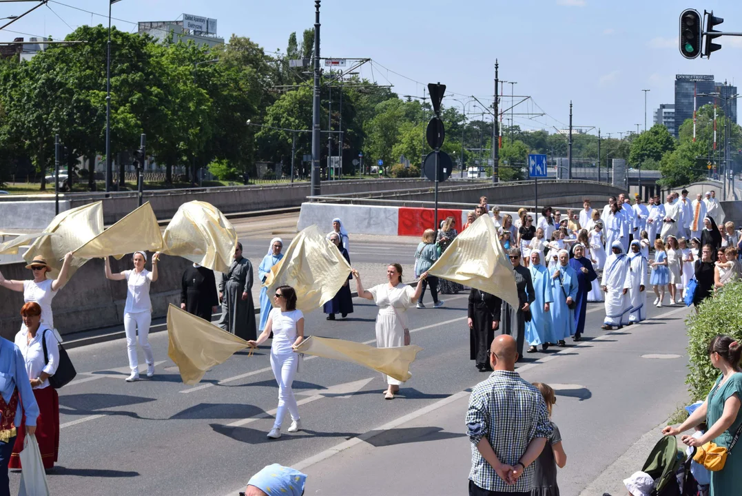 Procesje Bożego Ciała przeszły ulicami Łodzi