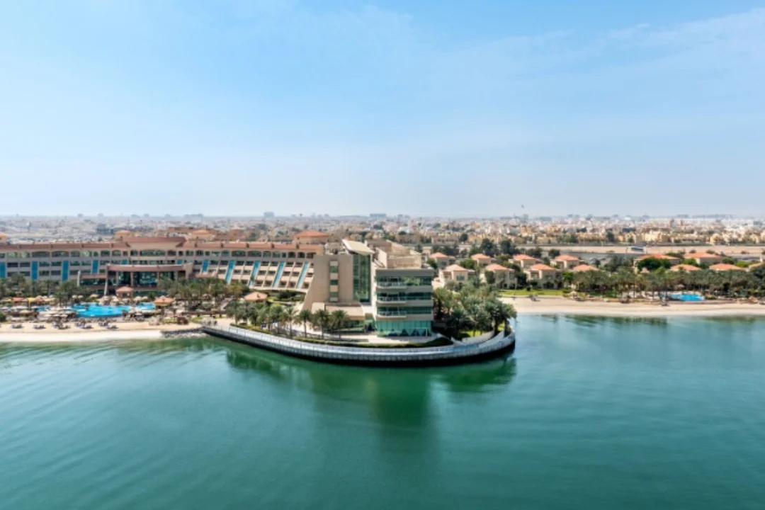 Luksusowe warunki Lecha Poznań w Abu Zabi. Zobacz hotel Kolejorza