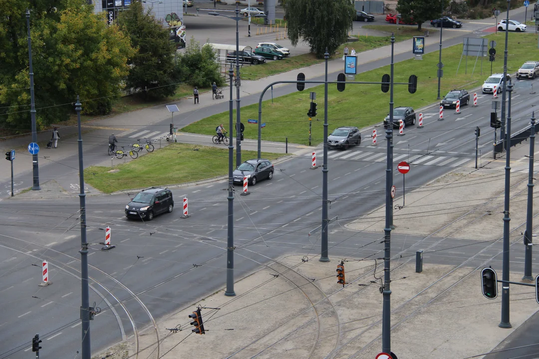 Utrudnienia na al. Piłsudskiego w Łodzi - 23.09.2023 r.