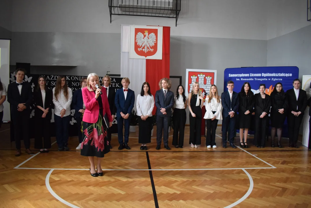 Pożegnanie maturzystów z Samorządowego Liceum Ogólnokształcące im. Romualda Traugutta w Zgierzu