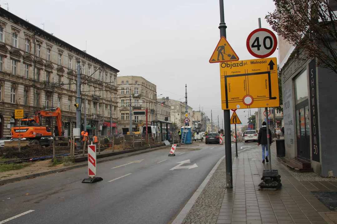 Przebudowa skrzyżowania ulic Zachodniej z Legionów w Łodzi - stan na 21.10.2023 r.