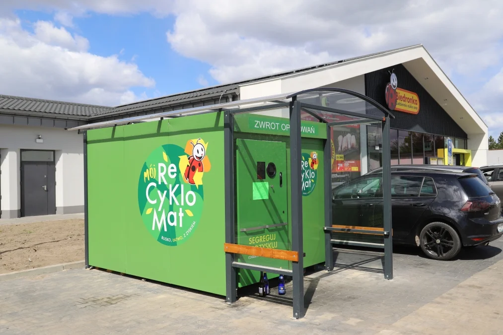 Miało być łatwo, wyszło jak zawsze. Butelkomaty doprowadzają do szału (ZDJĘCIA)