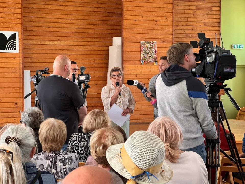 Mieszkańcy przyszli po odpowiedzi do zgierskiej spółdzielni