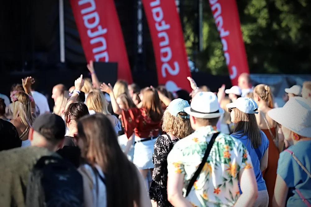 Wielkie koncertowe emocje podczas pierwszego dnia Santander Letnie Brzmienia