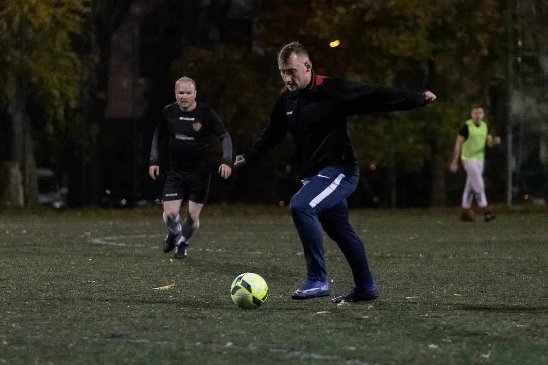 Duże emocje w spotkaniu AGKS 2 oraz FC Farselona w rozgrywkach Playareny