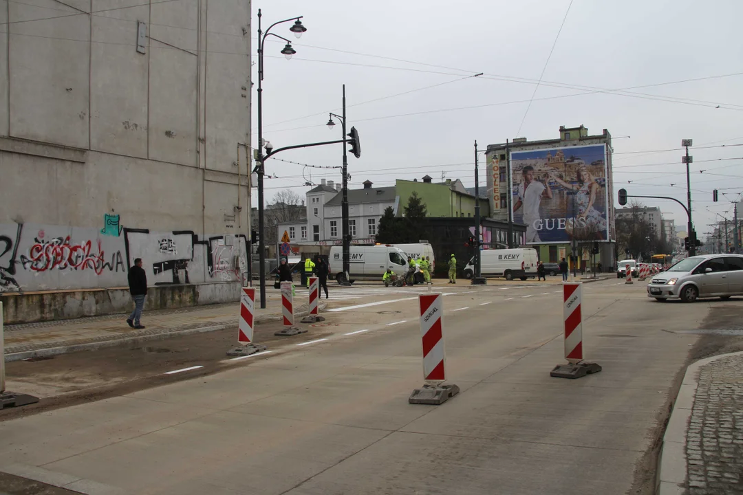 Tramwaje i autobusy MPK Łódź powróciły na Legionów