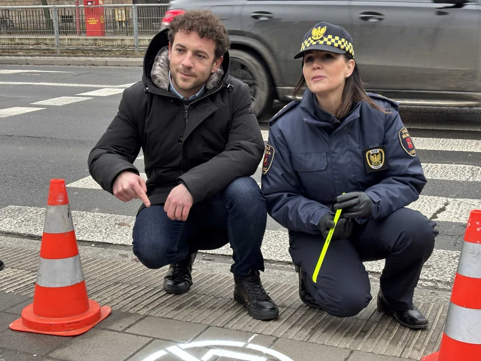 Przy łódzkich przejściach dla pieszych pojawiły się nowe piktogramy