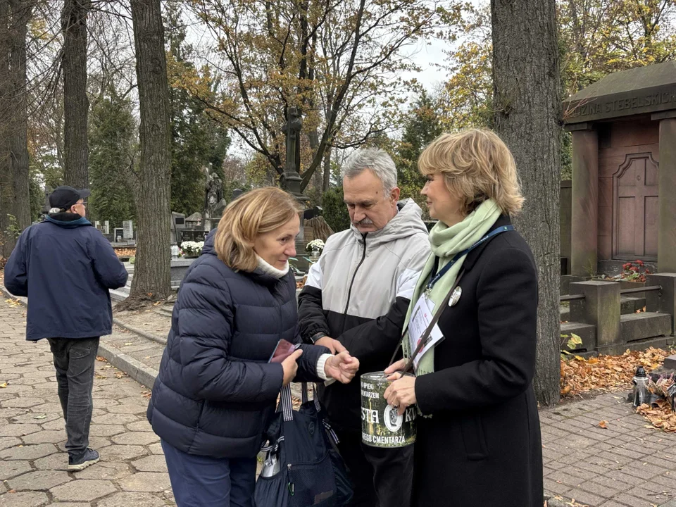 Stary Cmentarz w Łodzi podczas Wszystkich Świętych 2024