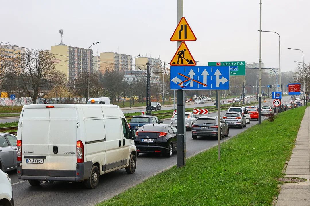 Korki na al. Włókniarzy w Łodzi