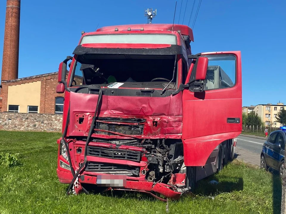 Wypadek z udziałem ciężarówki w Strzelcach