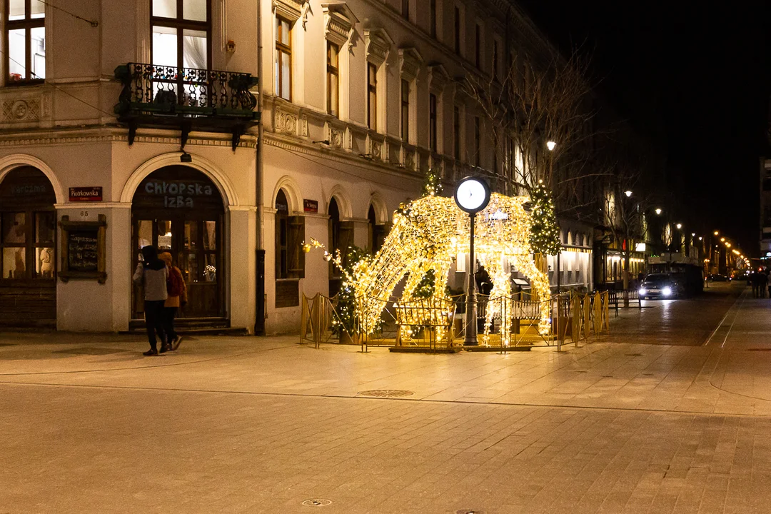 Świąteczna iluminacja na ul. Piotrkowskiej