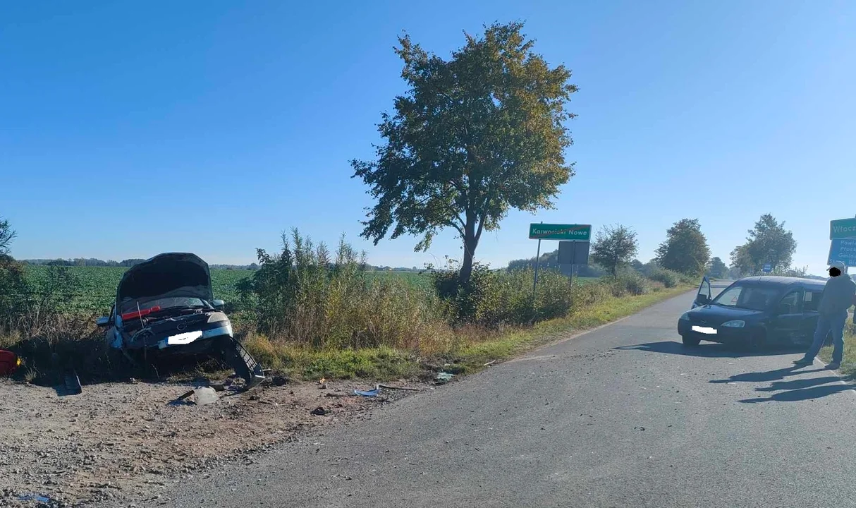 Wypadek tuż pod Płockiem. Dwie osoby ranne! [ZDJĘCIA] - Zdjęcie główne