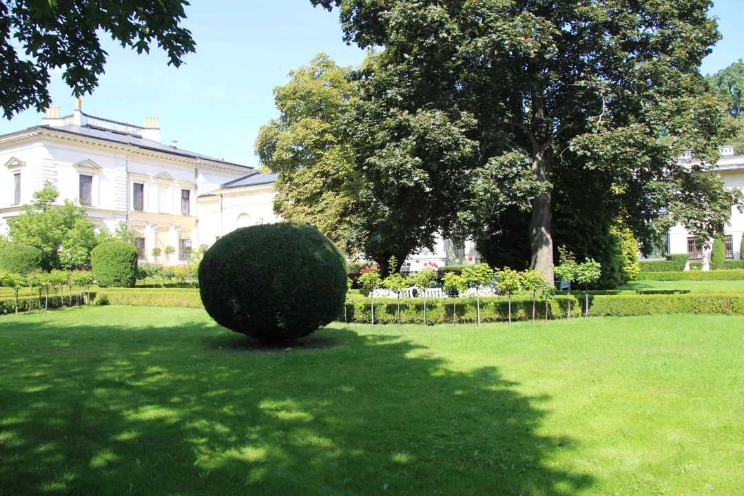 Zachwycający ogród Muzeum Pałacu Herbsta