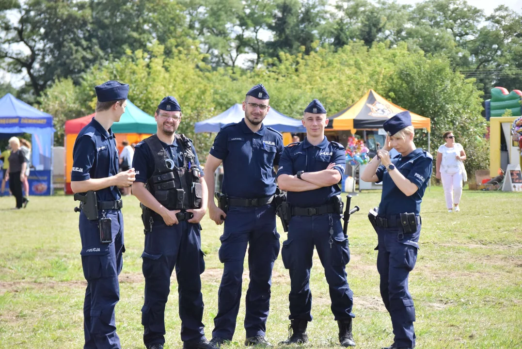 Dożynki gminy Stryków w Warszewicach