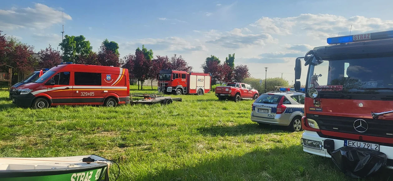 Psy ratownicze i nurkowie w akcji. Służby szukają zaginionego mężczyzny [FOTO] - Zdjęcie główne