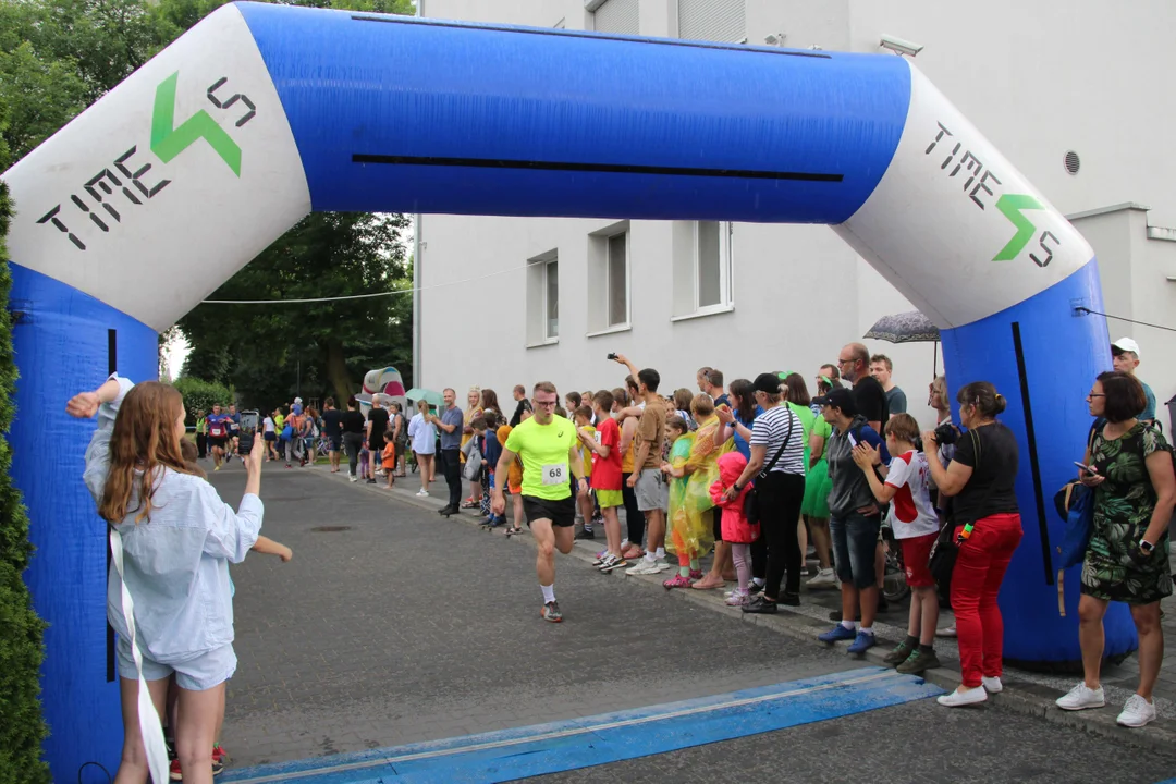 Piknik rodzinny fundacji „Daj piątaka na dzieciaka” na Bałutach