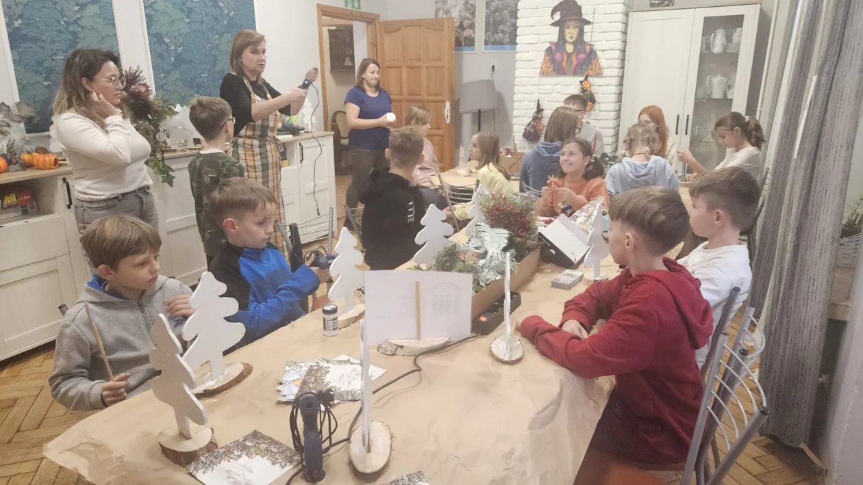 "Kreatywne cudeńka"- warsztaty arteterapeutyczne