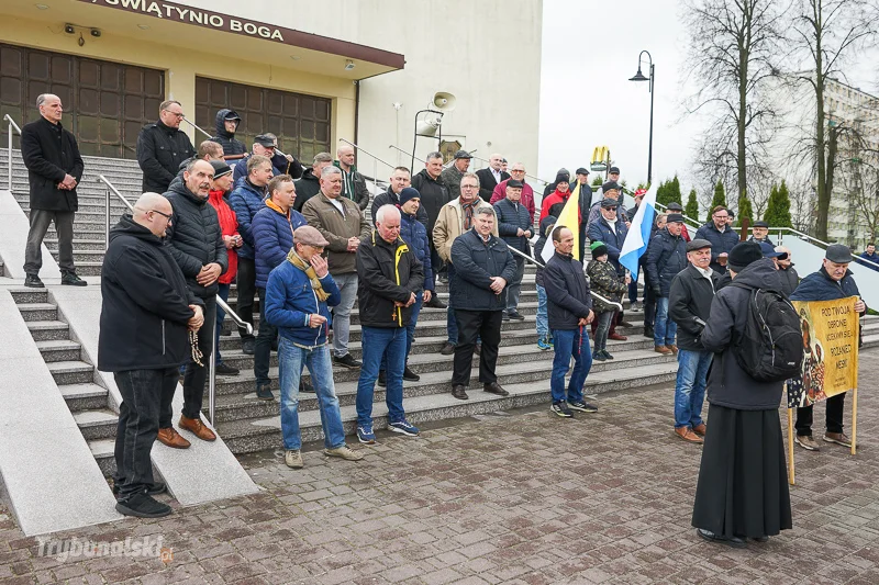 Męski Różaniec ulicami Piotrkowa