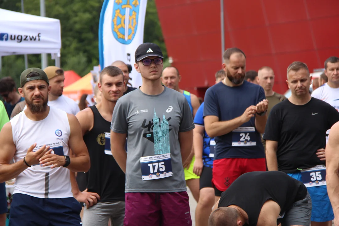 Piknik rodzinny "Bezpieczne Wakacje z Mundurem" pod Atlas Areną