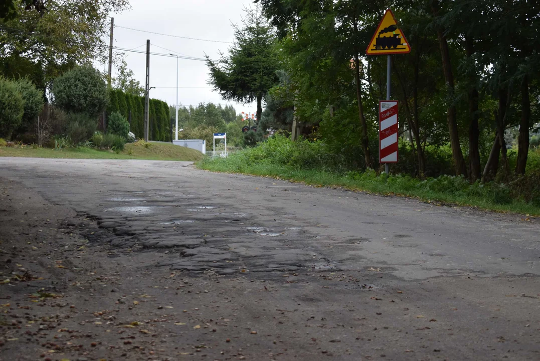 Problem z dojazdem na nową stację Zgierz Rudunki. Na zmianę mieszkańcy poczekają kilka lat [ZDJĘCIA] - Zdjęcie główne