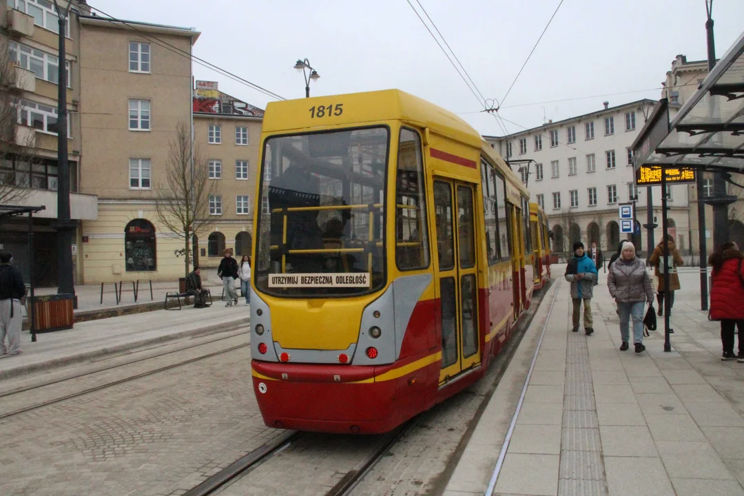 Tramwaje i autobusy MPK Łódź powróciły na Legionów