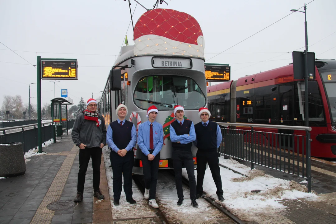 Mikołajkowy tramwaj MPK Łódź wyruszył na ulice Łodzi