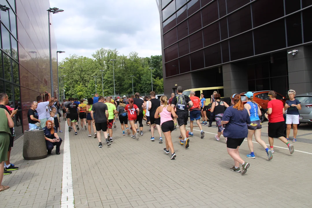 Piknik rodzinny "Bezpieczne Wakacje z Mundurem" pod Atlas Areną