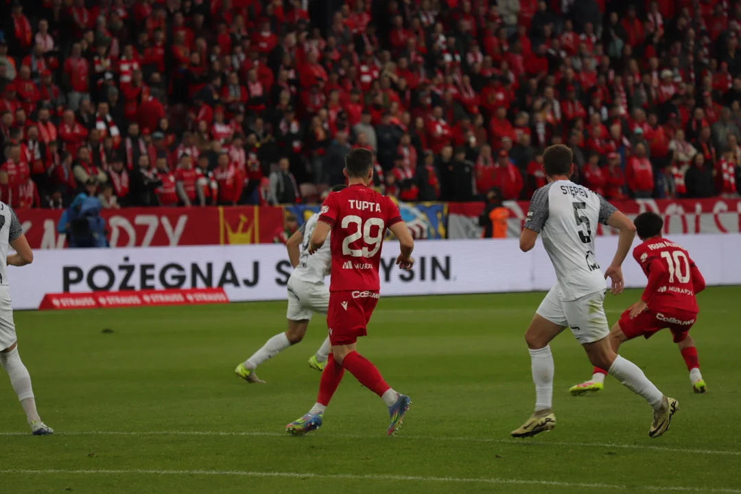 Widzew Łódź kontra Puszcza Niepołomice