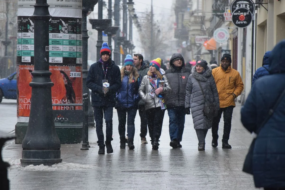 WOŚP w Łodzi: Parada ulicą Piotrkowską