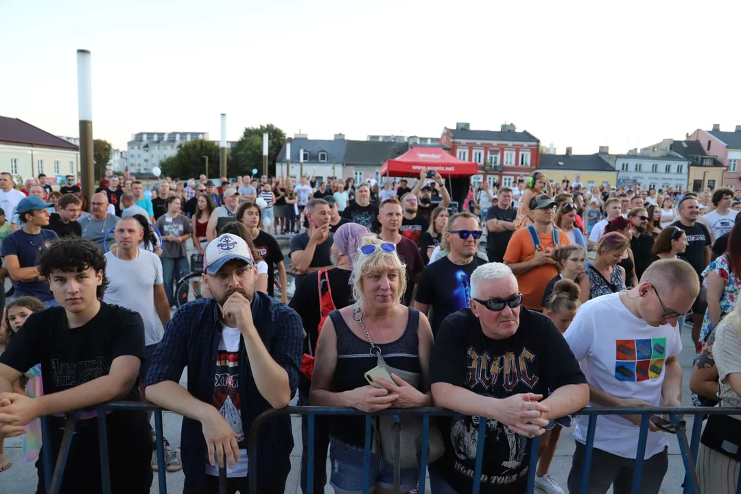 Piknik Fundacji Maria Magdalena. Luxtorpeda rozgrzała Kutno