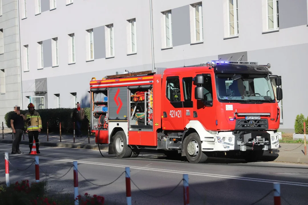 Pożar samochodu na ul. Grunwaldzkiej w Kutnie