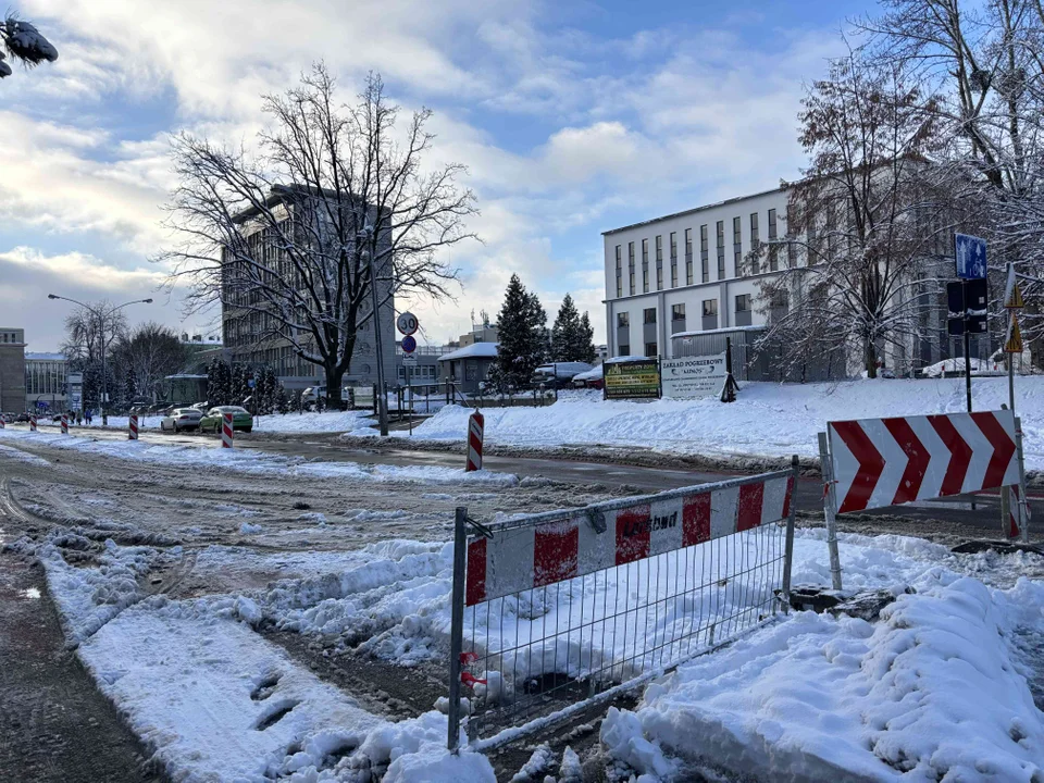 Kolejny etap remontu ulicy Sterlinga w Łodzi rozpoczęty