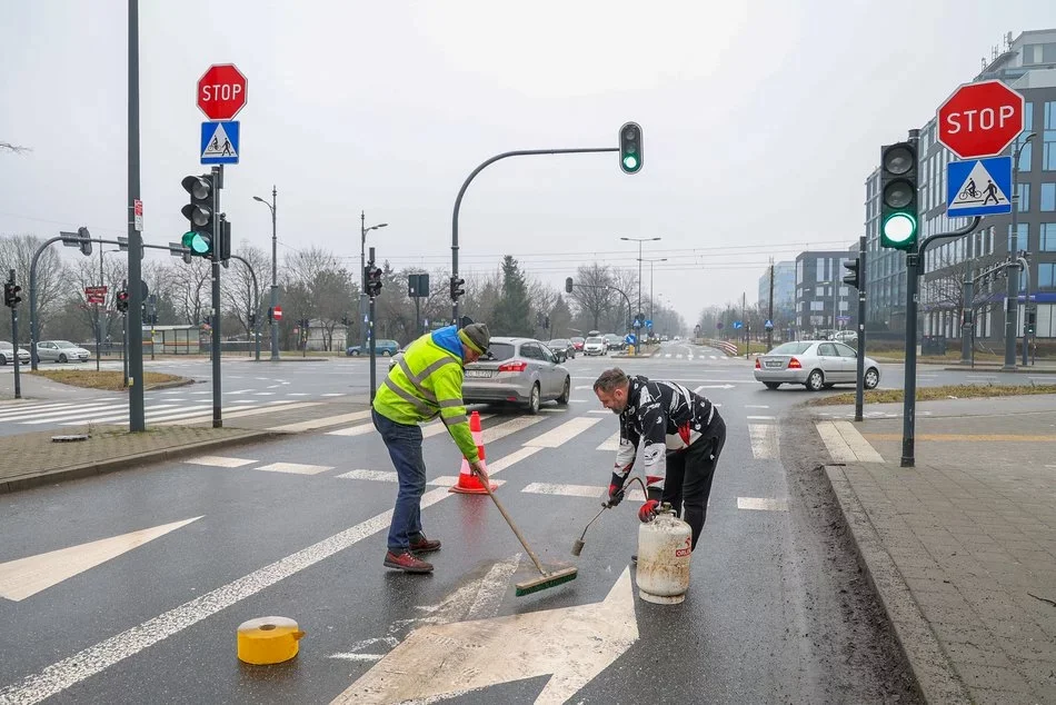 Zmiana dla kierowców na skrzyżowaniu Milionowej z al. Śmigłego-Rydza w Łodzi