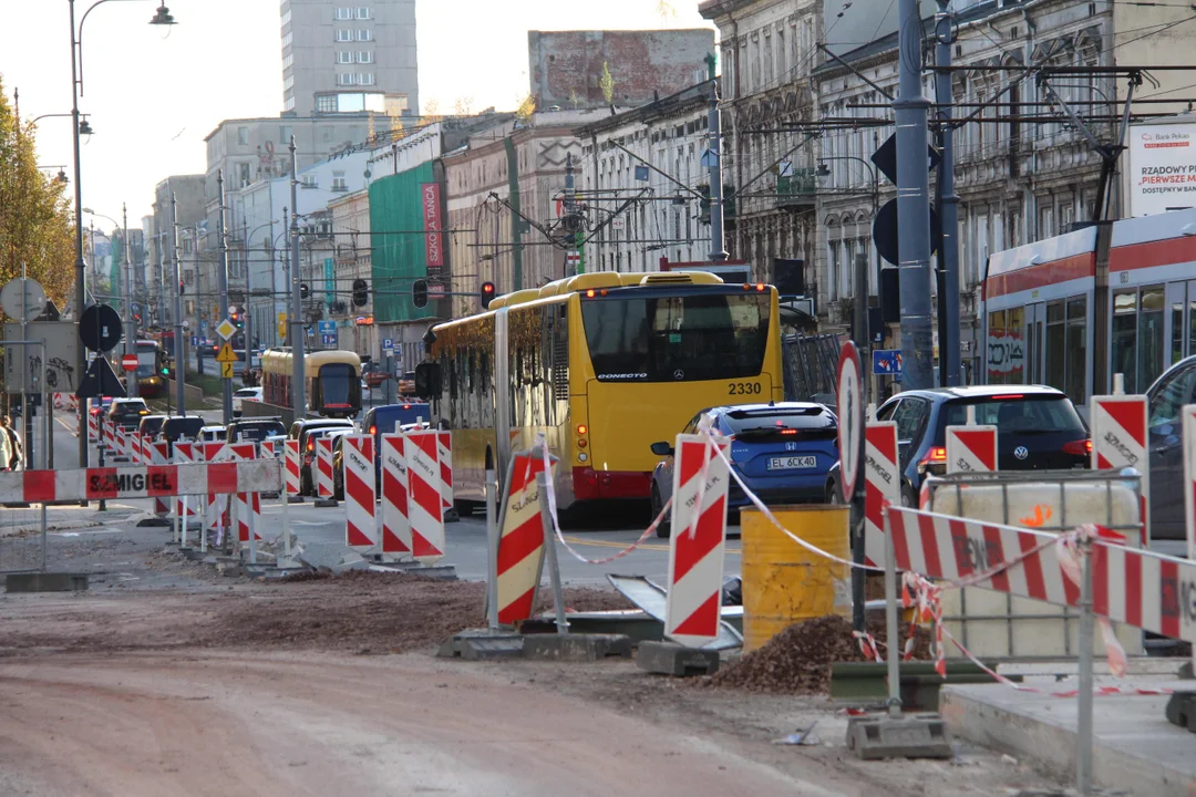 Utrudnienia dla kierowców na ulicy Zachodniej w Łodzi - 30.10.2023 r.