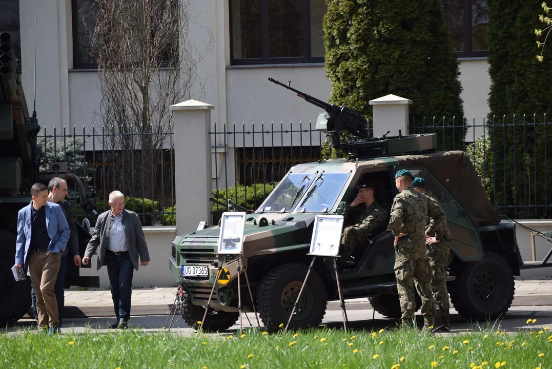 Przysięga 9. Łódzkiej Brygady Obrony Terytorialnej. Całe rodziny bawiły się na pikniku wojskowym [galeria] - Zdjęcie główne