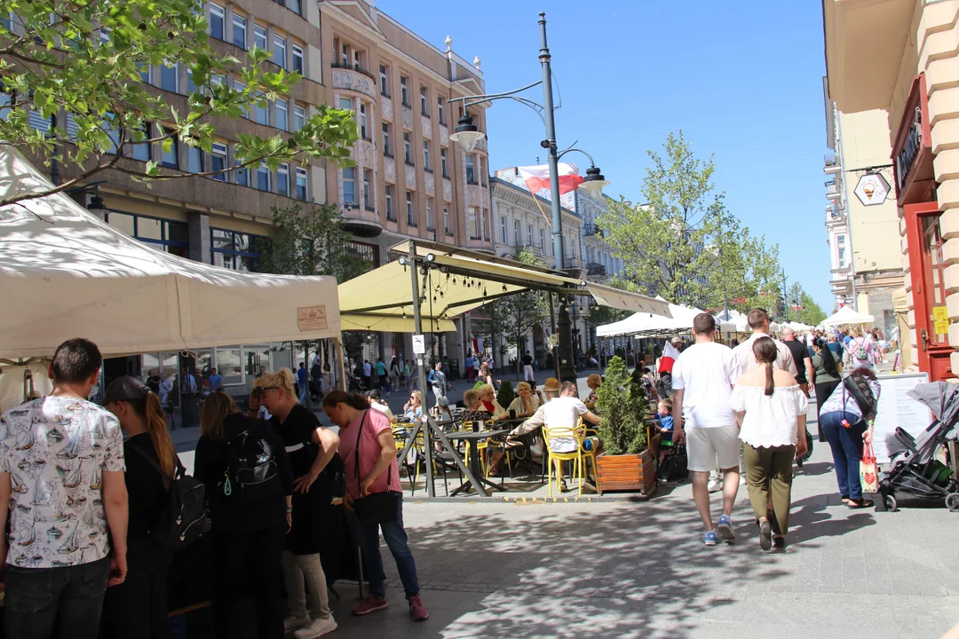 Piknik Europejski w pasażiu Schillera w Łodzi