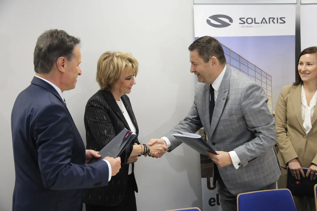 Nowe autobusy marki Solaris w barwach MPK Łódź